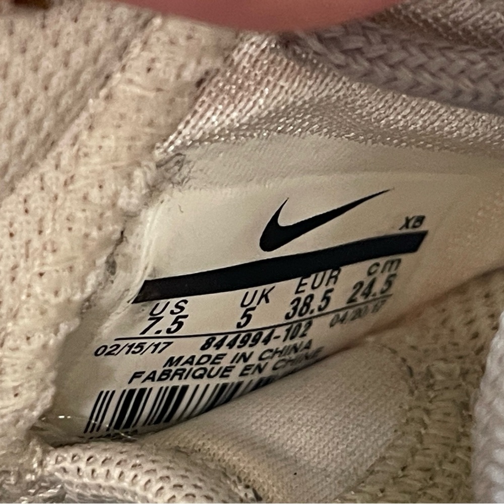 Nike Roshe One Women’s Running Shoes - Picture 6 of 7